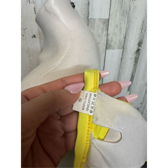 Yellow bikini top - Picture 4 of 7